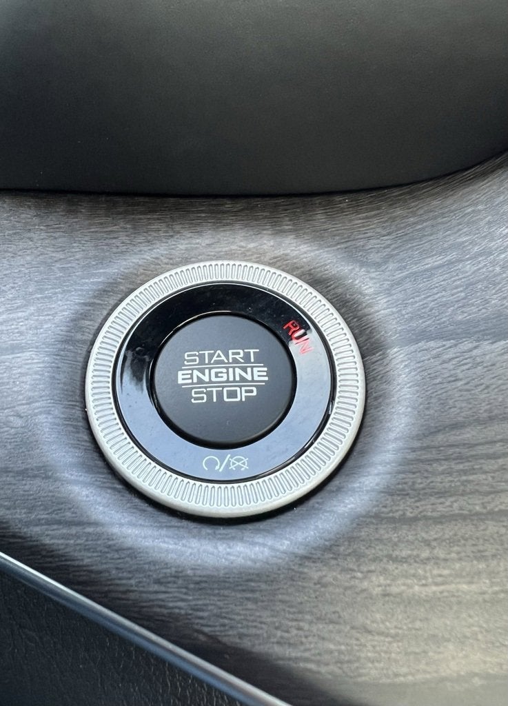 2022 Jeep Grand Cherokee Overland