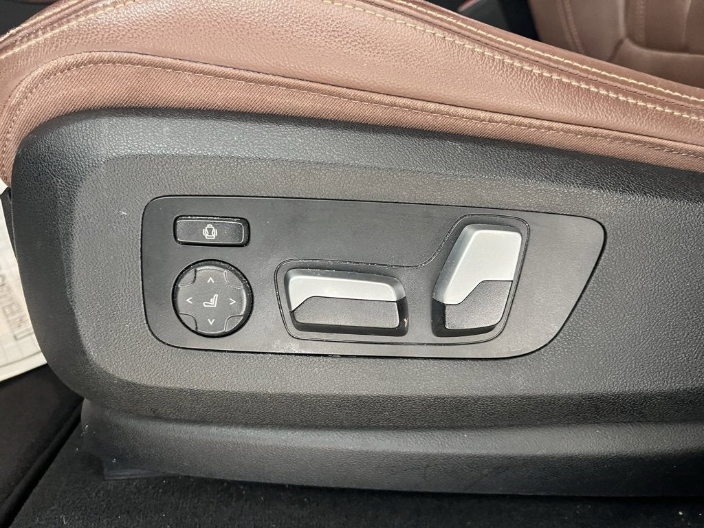 2021 BMW X6 xDrive40i