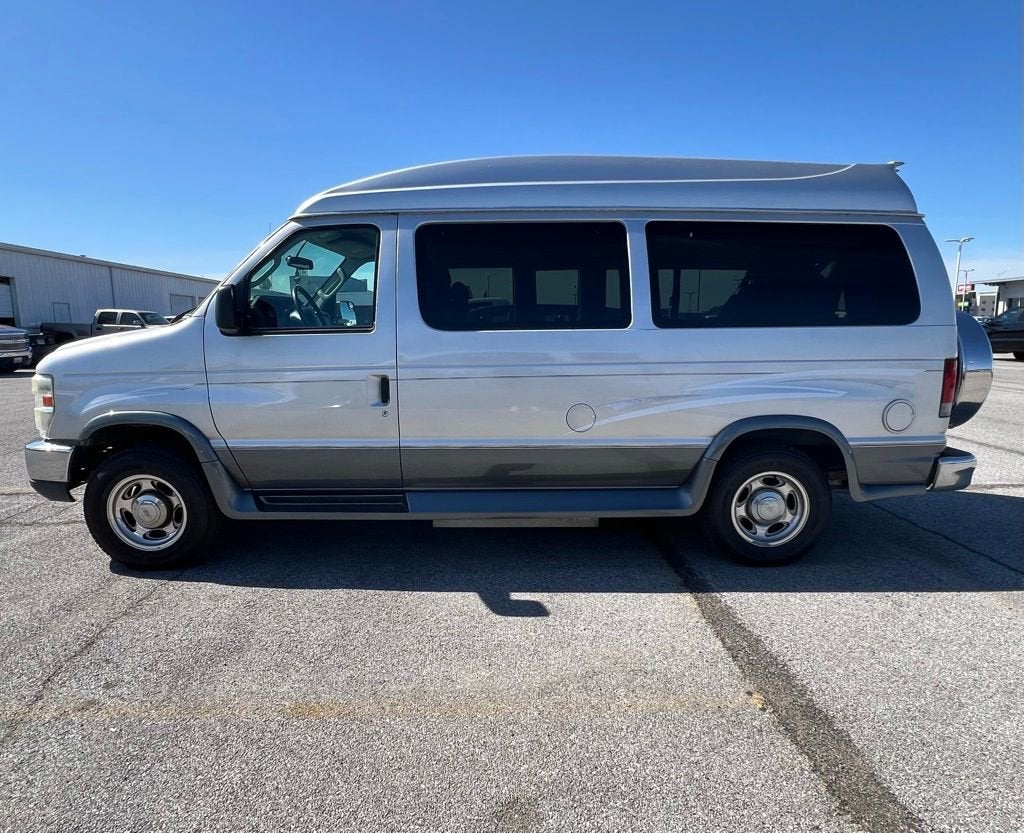 2010 Ford Econoline Cargo Van Commercial
