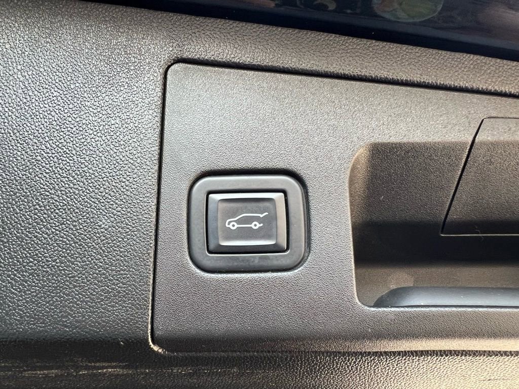 2022 Cadillac XT5 Luxury