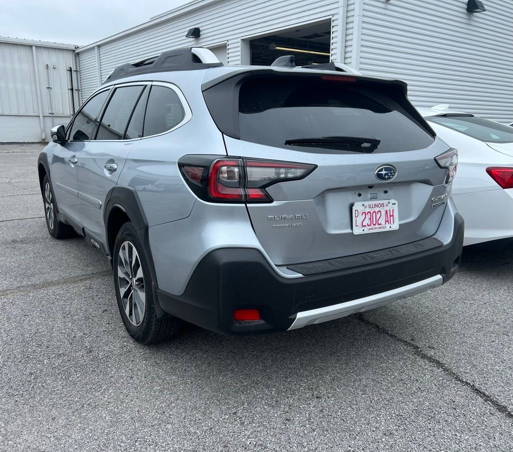 2025 Subaru Outback Touring XT