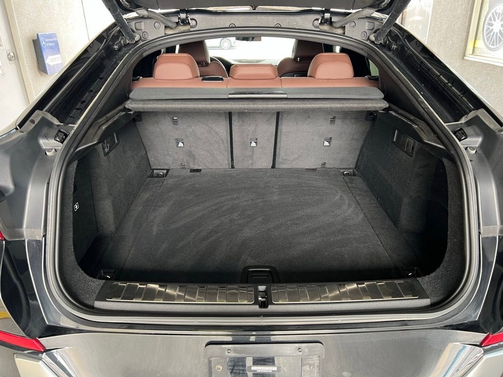 2021 BMW X6 xDrive40i