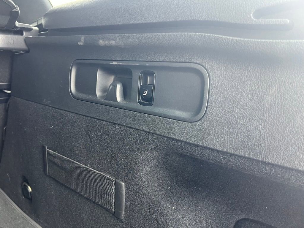 2023 Mercedes-Benz GLC GLC 300