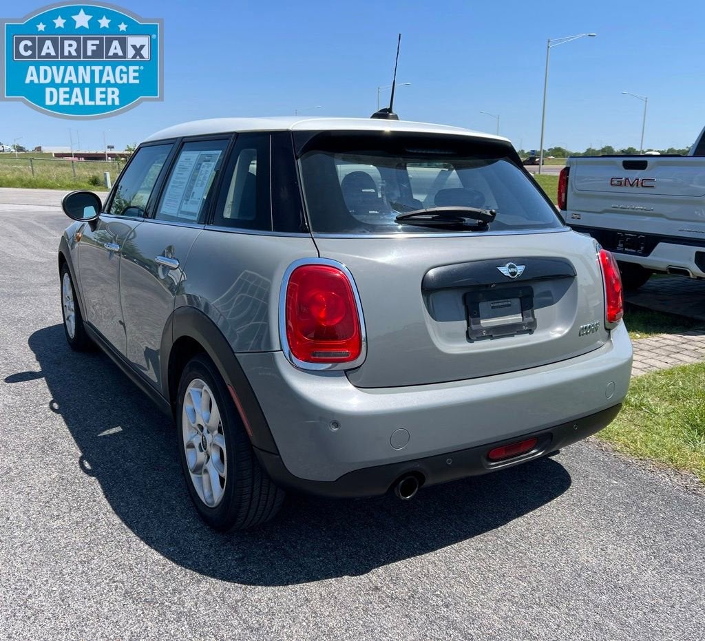 2017 MINI Hardtop 4 Door Cooper