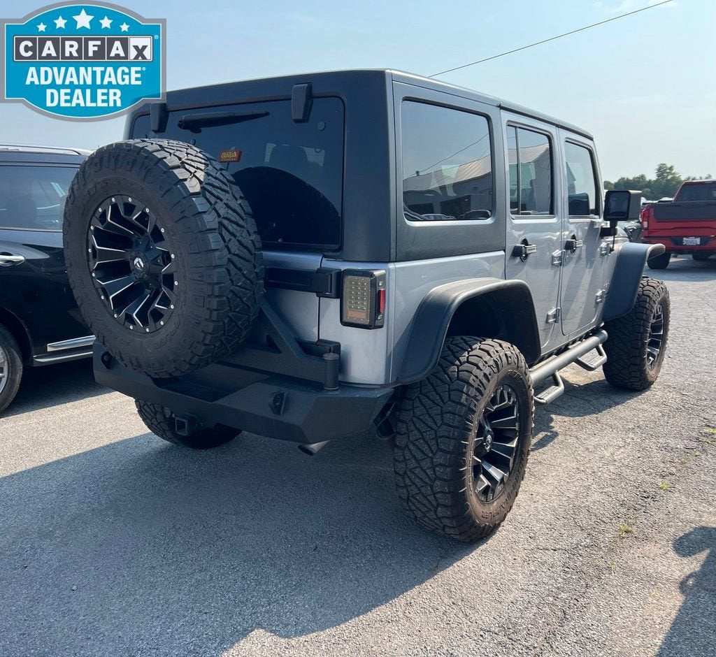 2016 Jeep Wrangler Unlimited Sahara