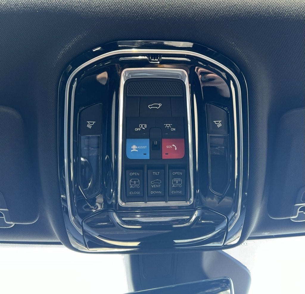 2022 Jeep Grand Cherokee Overland