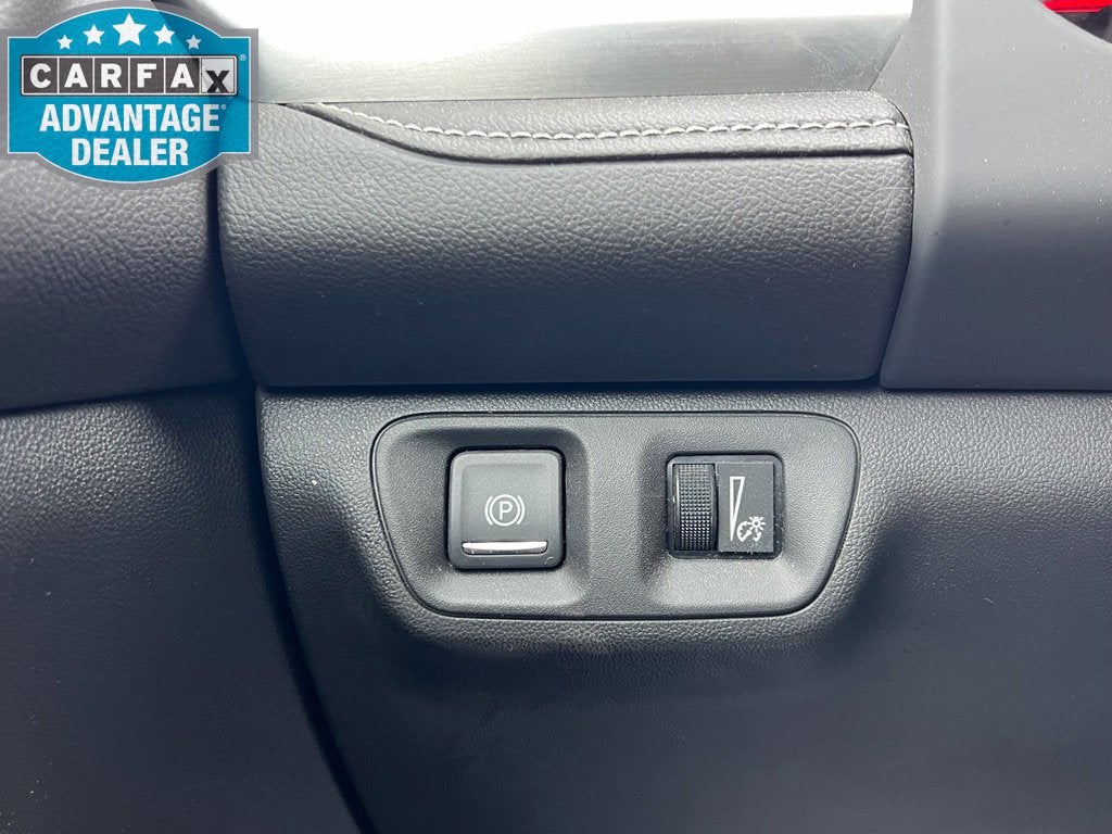 2023 GMC Acadia SLT - Photo 11