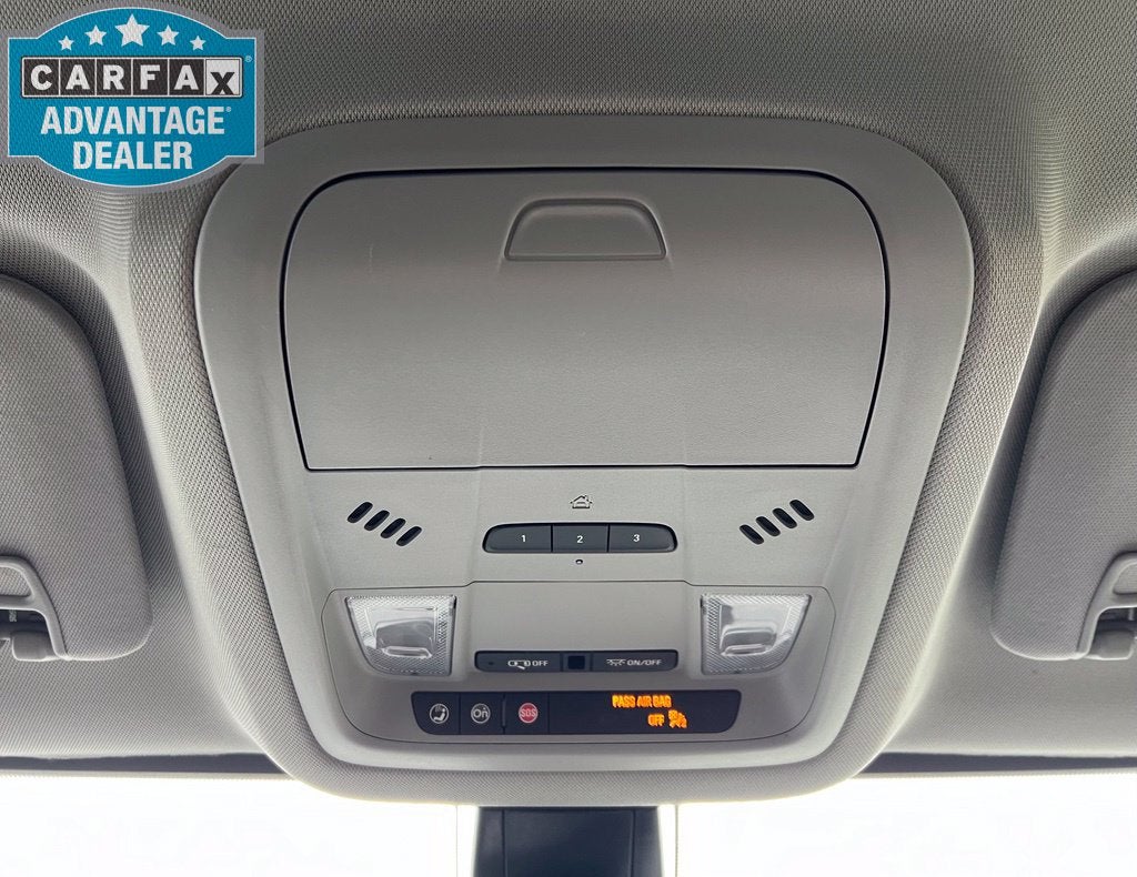 2023 GMC Acadia SLT - Photo 15