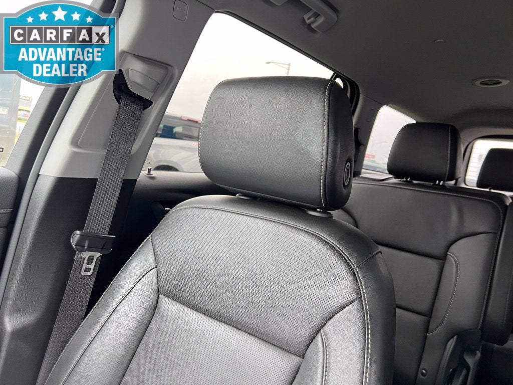 2023 GMC Acadia SLT - Photo 17
