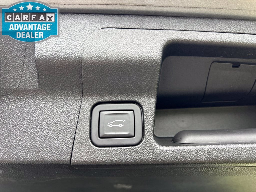 2023 GMC Acadia SLT - Photo 24