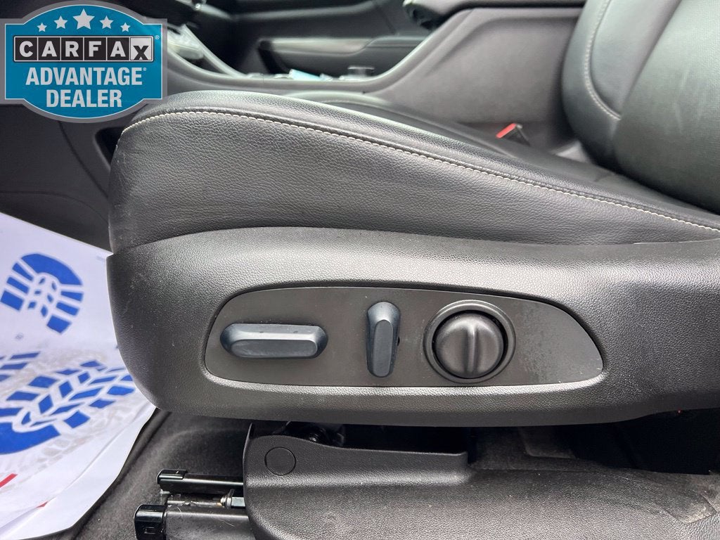 2023 GMC Acadia SLT - Photo 9