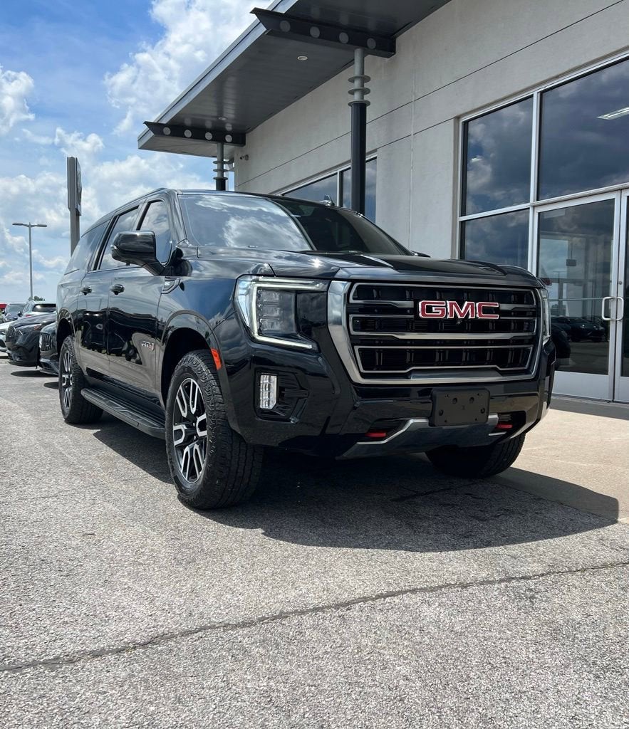 2023 GMC Yukon XL AT4