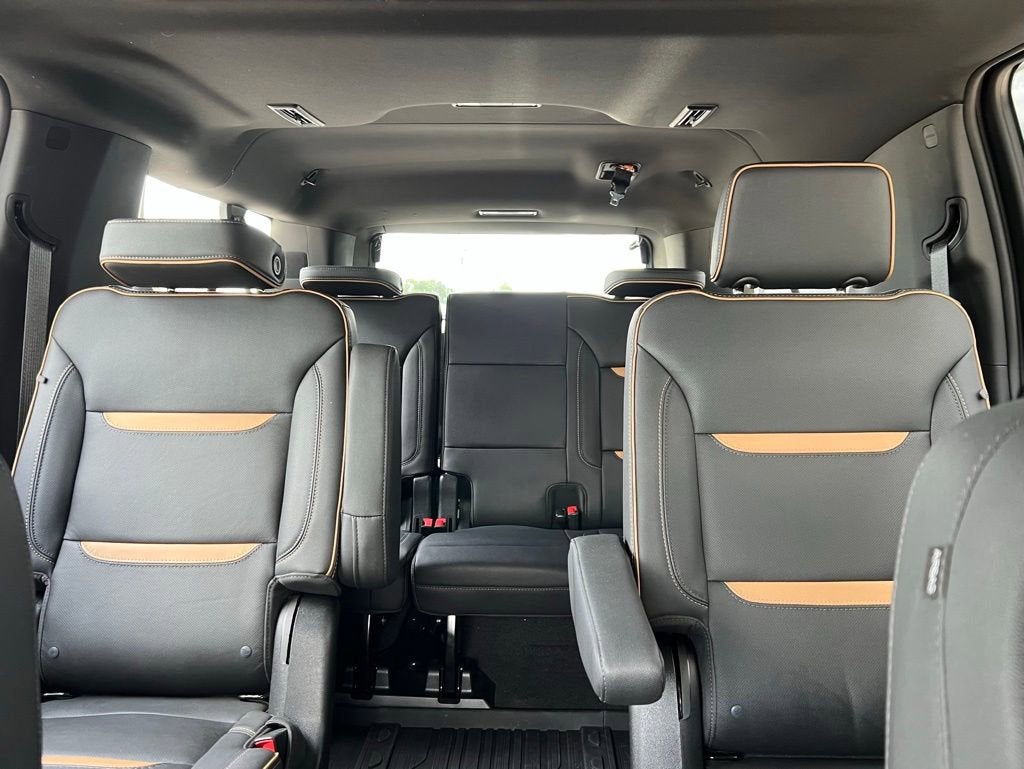 2023 GMC Yukon XL AT4