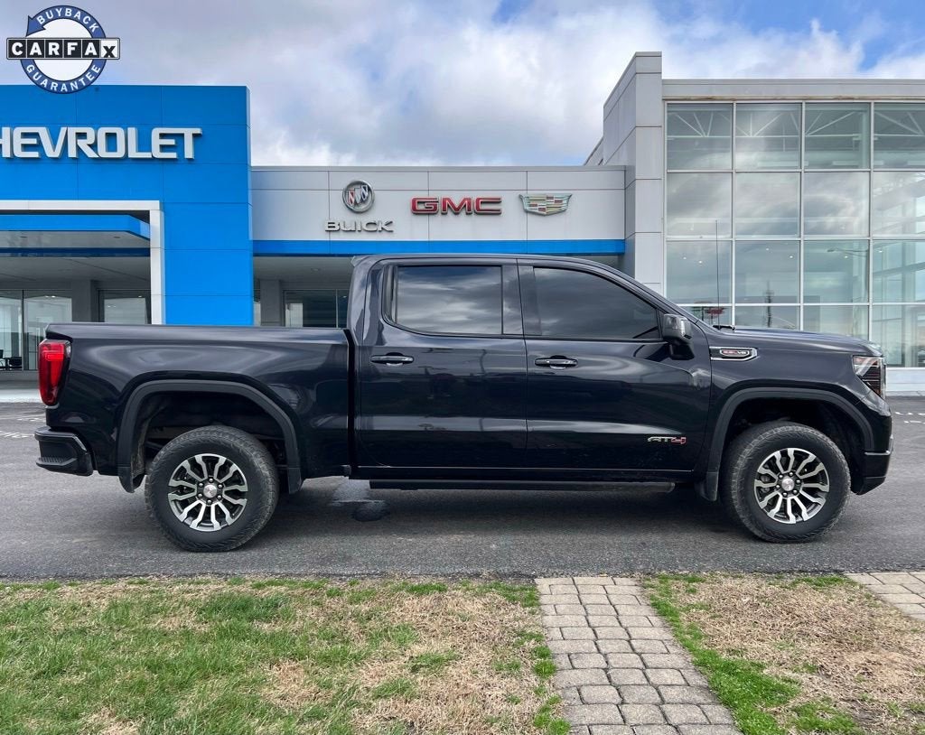 2023 GMC Sierra 1500 AT4