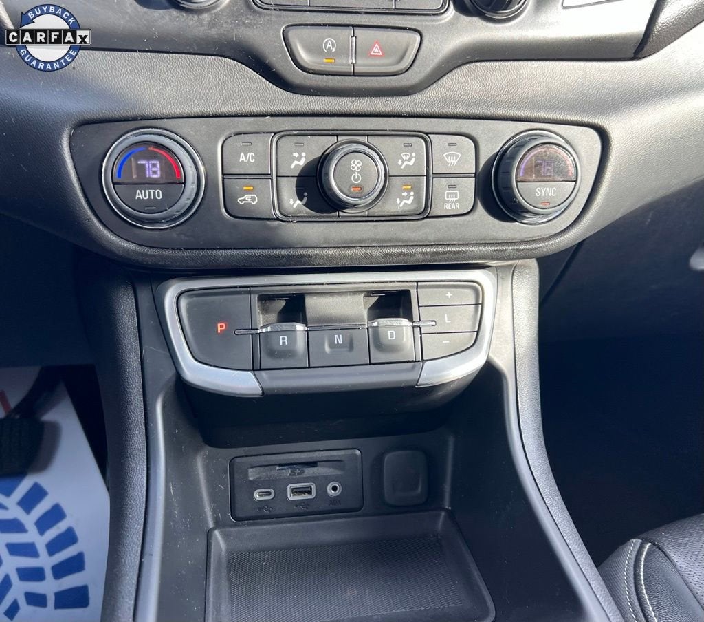 2023 GMC Terrain SLT