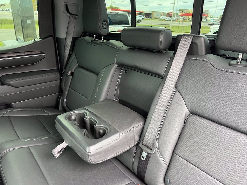 2026 GMC Sierra 1500 SLT - Photo 21