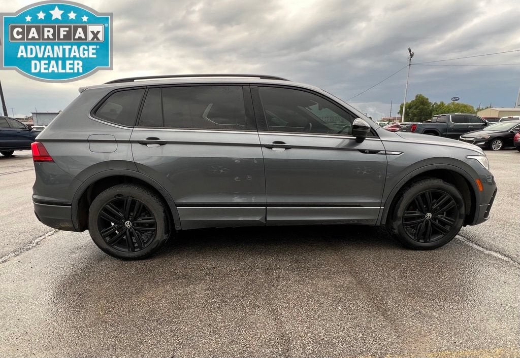 2022 Volkswagen Tiguan SE R-Line Black