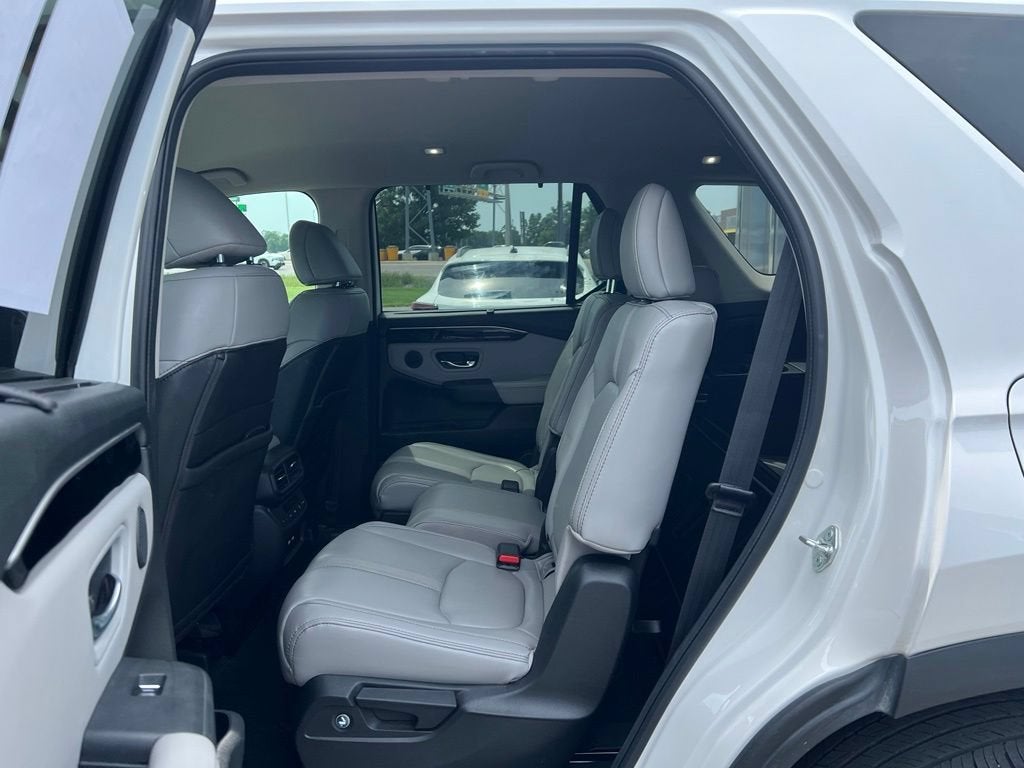 2023 Honda Pilot EX-L 8 Passenger