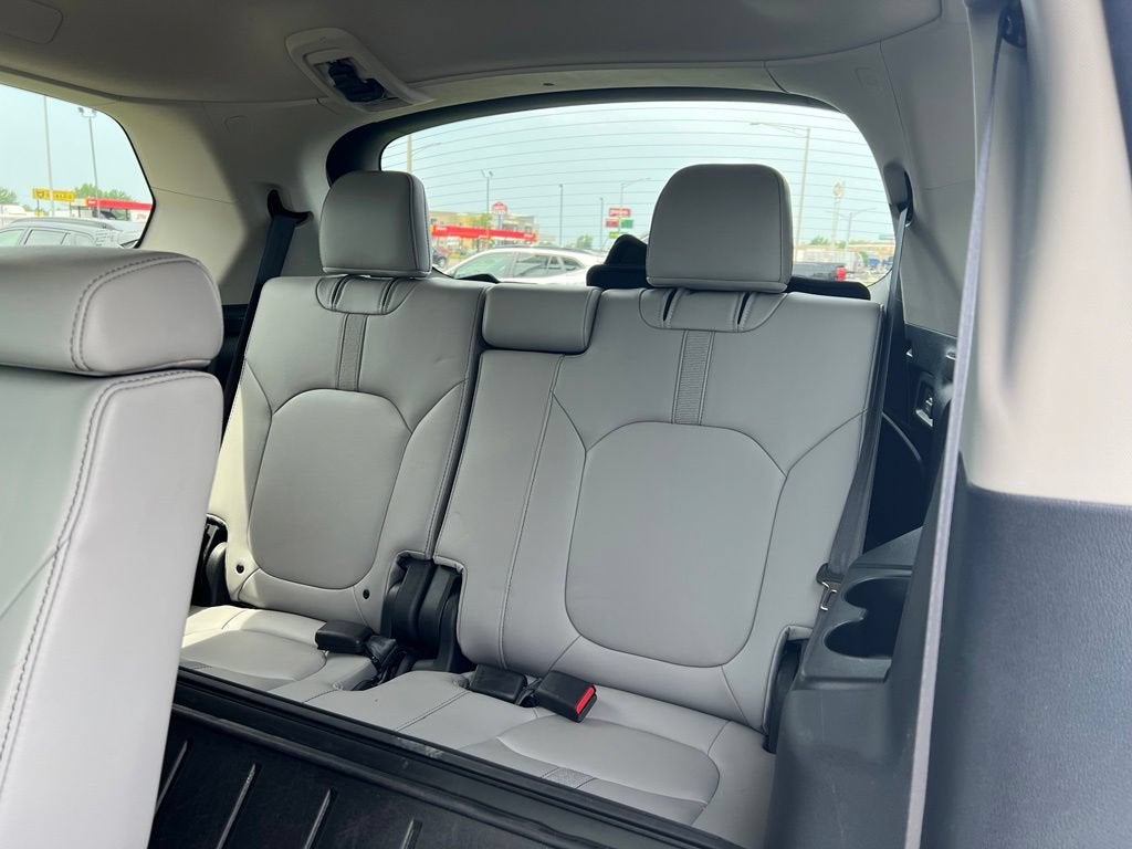 2023 Honda Pilot EX-L 8 Passenger