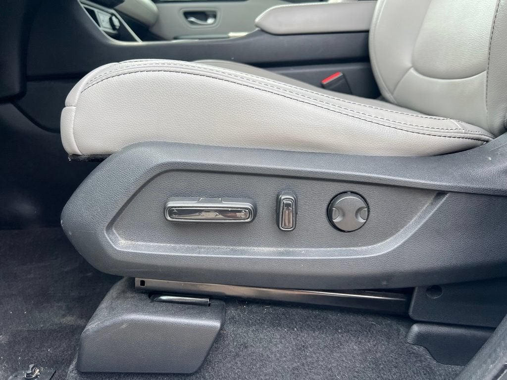 2023 Honda Pilot EX-L 8 Passenger