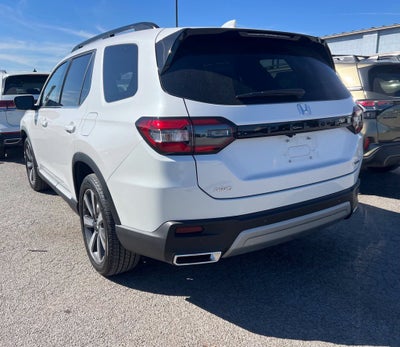 2025 Honda Pilot Touring
