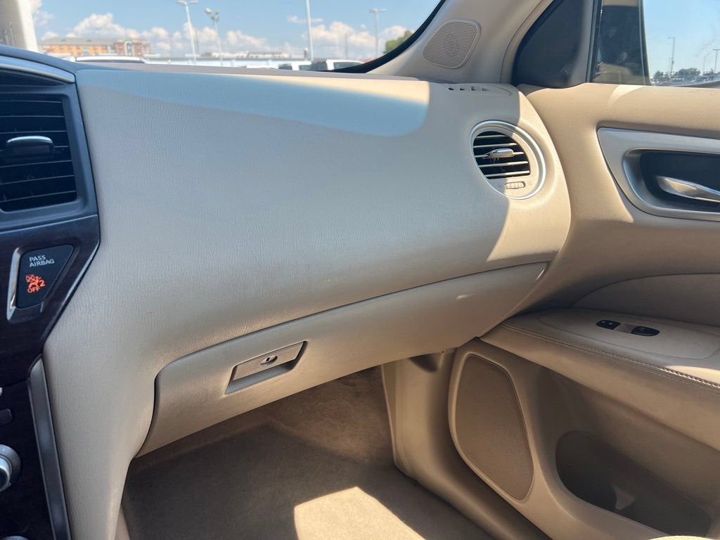 2013 Nissan Pathfinder Platinum