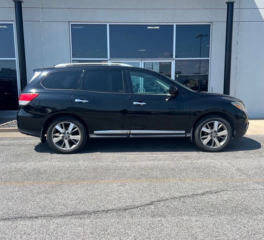 2013 Nissan Pathfinder Platinum