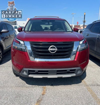 2022 Nissan Pathfinder SL