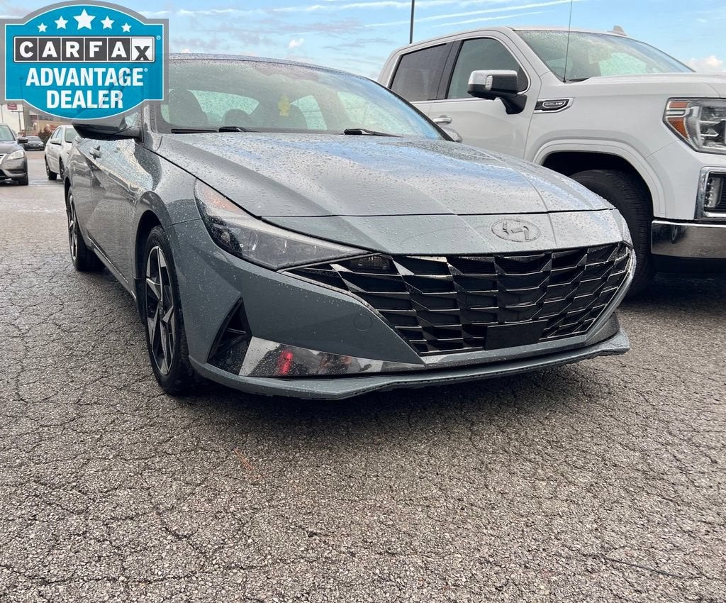 2022 Hyundai Elantra Limited