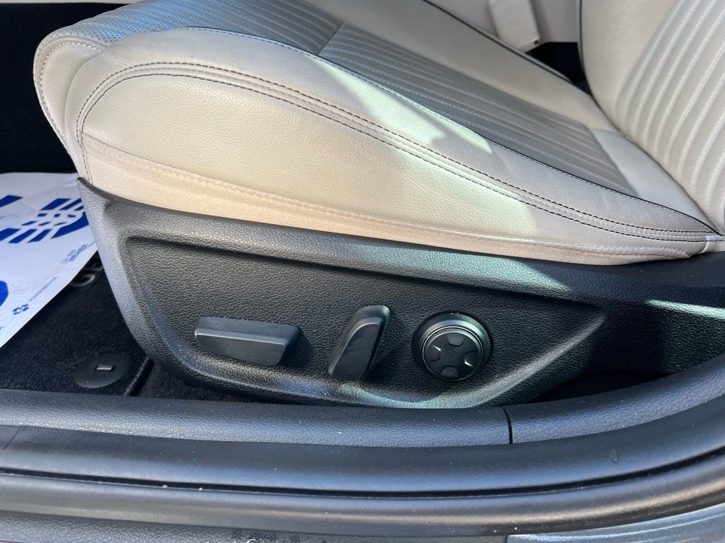 2020 Genesis G70 2.0T