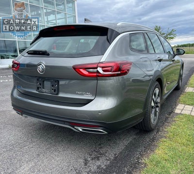 2019 Buick Regal TourX Essence