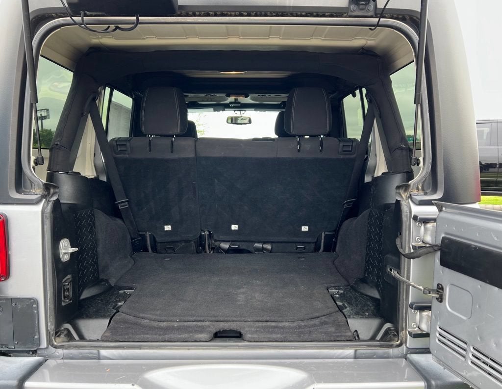 2018 Jeep Wrangler JK Unlimited Sahara